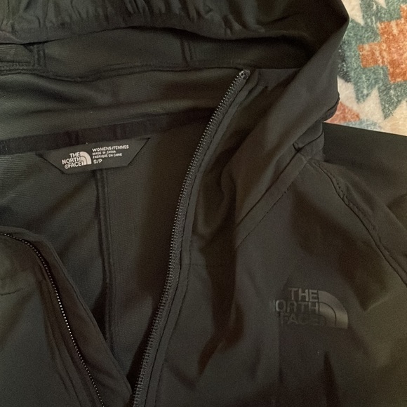 The North Face windbreaker shell running jacket small black - Picture 2 of 4